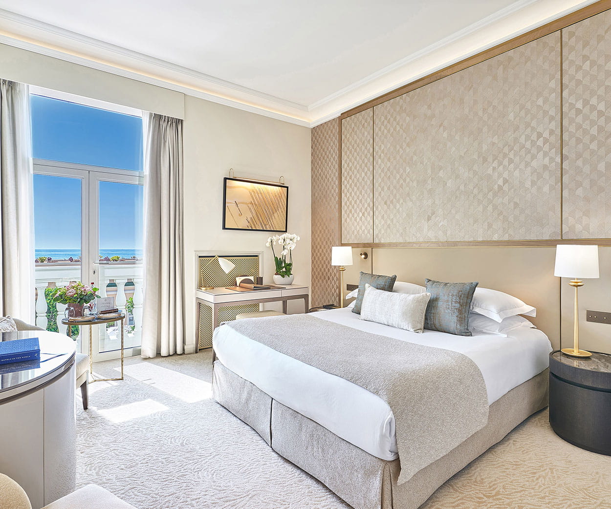Découvrez la Chambre Classique Jardin à la Réserve de Beaulieu