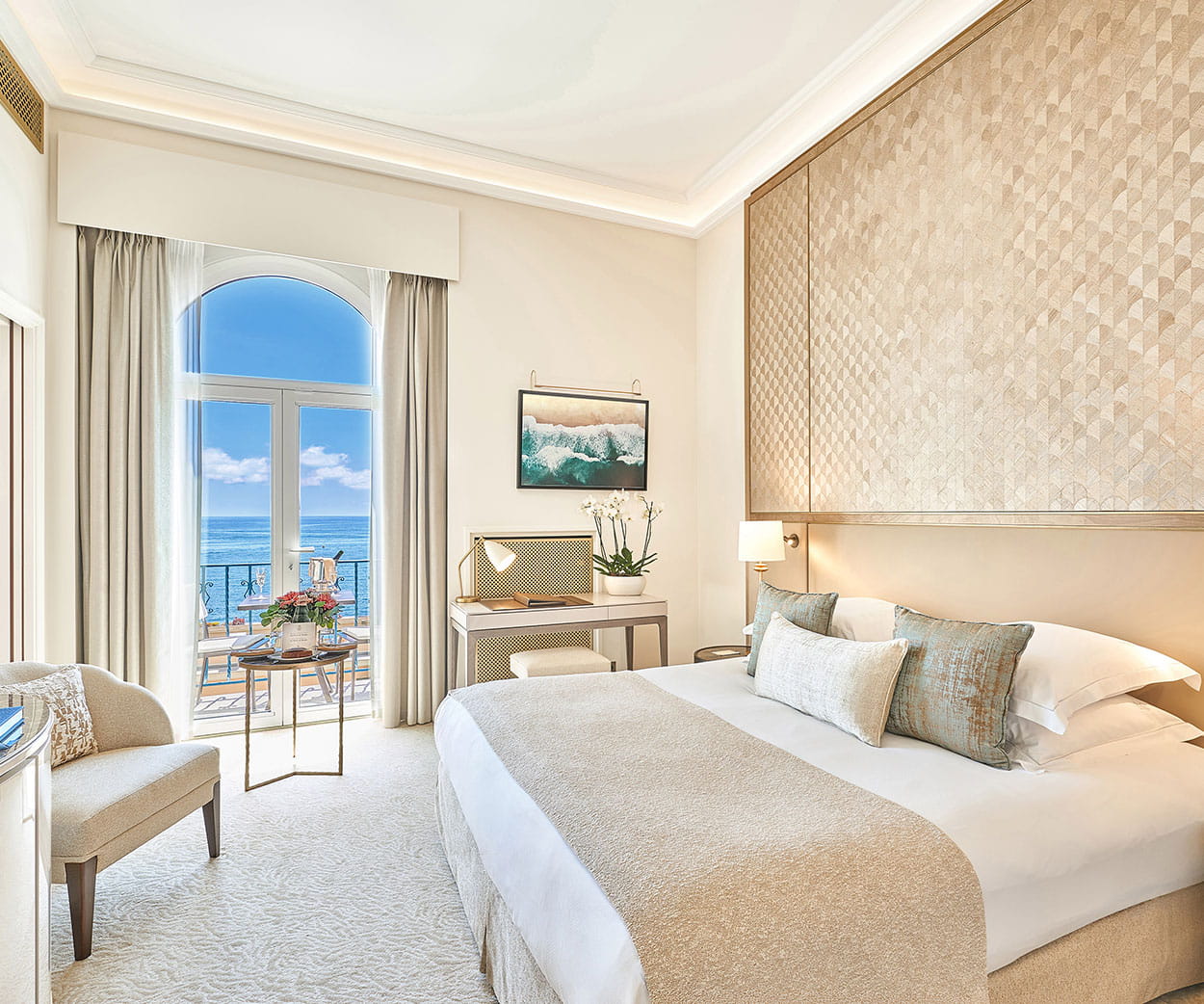 Découvrez la Superior-Zimmer Aussicht auf Garten & Meer à la Réserve de Beaulieu